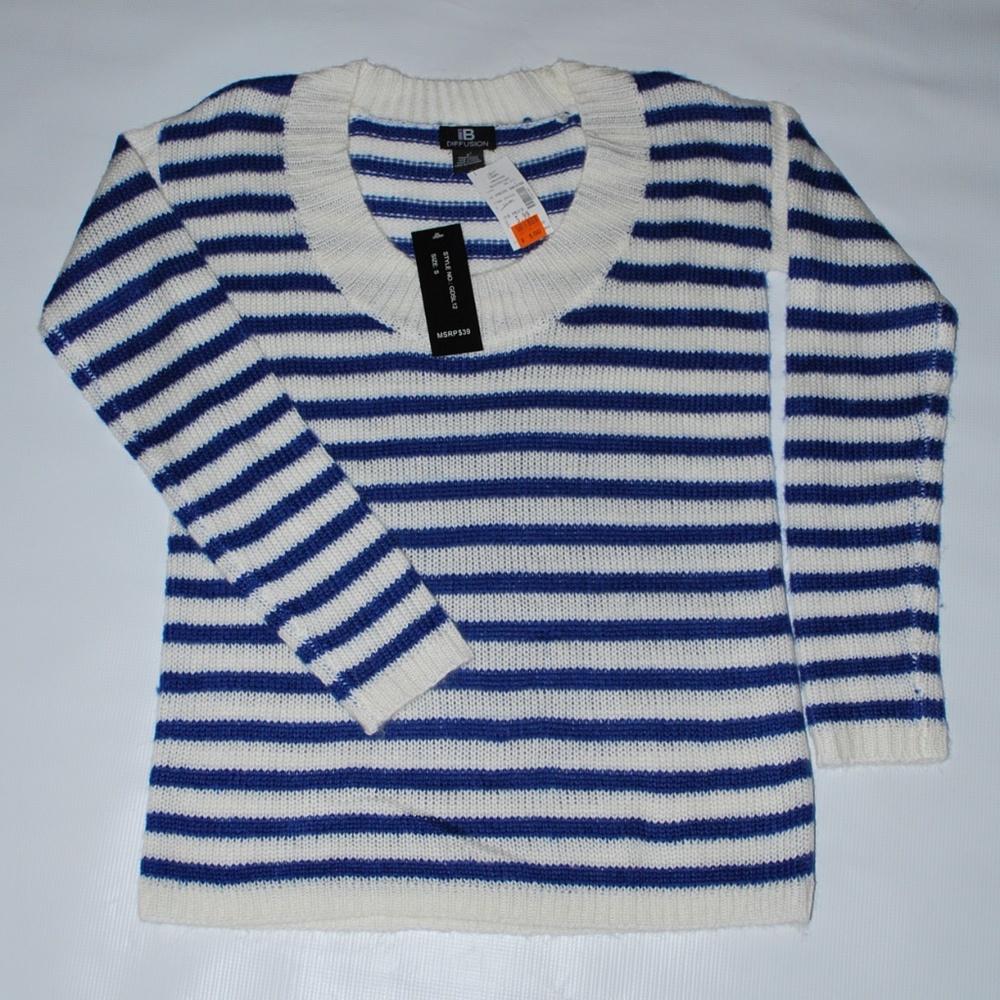 IB Difussion 100% Acrylic Sweater Size S
